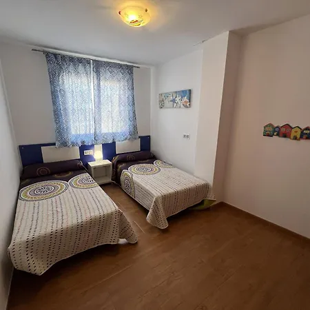 Levante Frontal Al Mar Appartamento